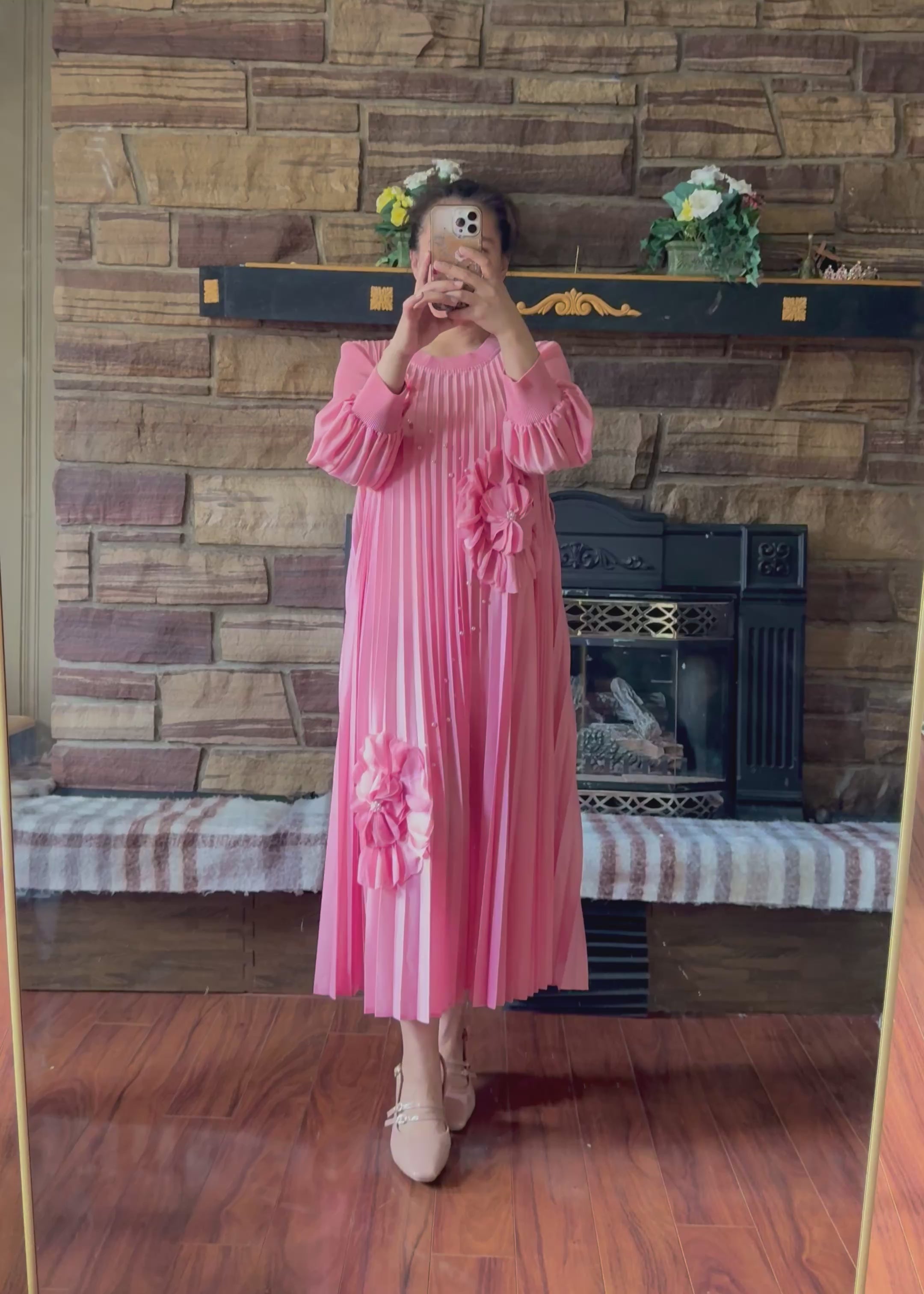 Belinda Pleated Dress (One Size)